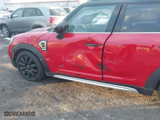 2022 MINI Countryman Cooper S with VIN WMZ83BR09N3N51641, listed as a IAAI auction lot 41003895 with 20,720 mi miles. Bid and sale history available at carsss.com. Image 6.
