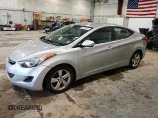 2013 Hyundai Elantra GLS z VIN 5NPDH4AE9DH317408, wystawiony jako Copart lot #58868635 z przebiegiem 126 094 mil mil oraz Czysty tytuł • Clean title. Historia ofert i sprzedaży dostępna na DreamBid. Obrazek 1.