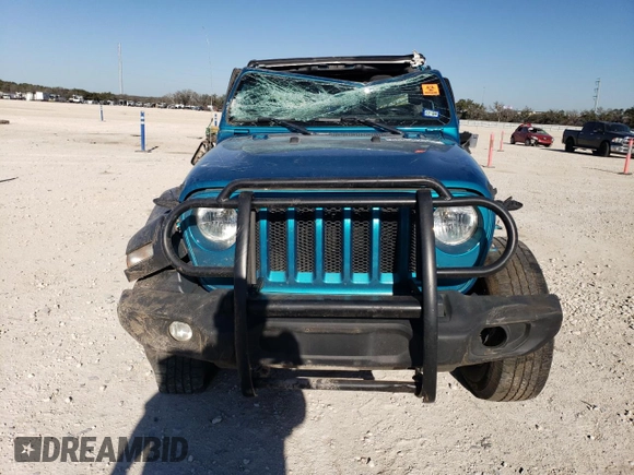 2020 Jeep Wrangler Unlimited Willys with VIN 1C4HJXDN4LW137202, listed as a Copart auction lot 86858234 with 109,509 mi miles and Salvage title. Bid and sale history available at DreamBid. Image 5.