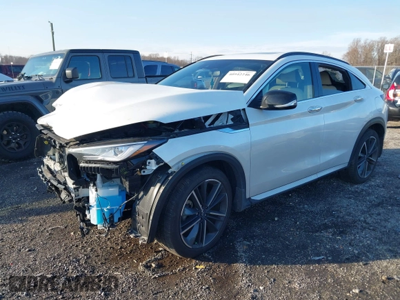 2023 Infiniti QX55 Luxe z VIN 3PCAJ5JR4PF122349, wystawiony jako IAAI lot #40942246 z przebiegiem 12 604 mil mil oraz . Historia ofert i sprzedaży dostępna na DreamBid. Obrazek 18.