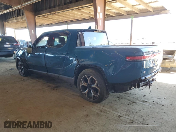 2022 Rivian R1T Adventure Package with VIN 7FCTGAAA8NN014044, listed as a Copart auction lot 49919865 with 0 mi miles and Salvage Title. Bid and sale history available at carsss.com. Image 2.