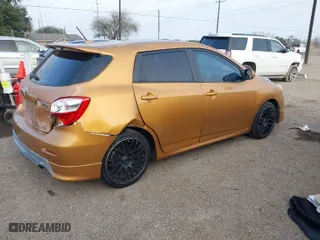 2010 Toyota Matrix S with VIN 2T1KE4EE3AC039873, listed as a IAAI auction lot 41517447 with 97,833 mi miles. Bid and sale history available at carsss.com. Image 4.