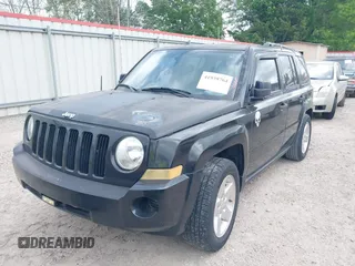 2009 Jeep Patriot Sport with VIN 1J8FT28B29D165484, listed as a IAAI auction lot 41939764 with 116,743 mi miles. Bid and sale history available at carsss.com. Image 6.