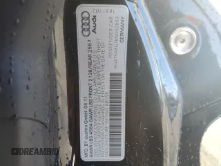 2011 Audi R8 z VIN WUATNAFG7BN002863, wystawiony jako Copart lot #87601245 z przebiegiem Nie podano mil oraz Tytuł czysty. Historia ofert i sprzedaży dostępna na DreamBid. Obrazek 12.