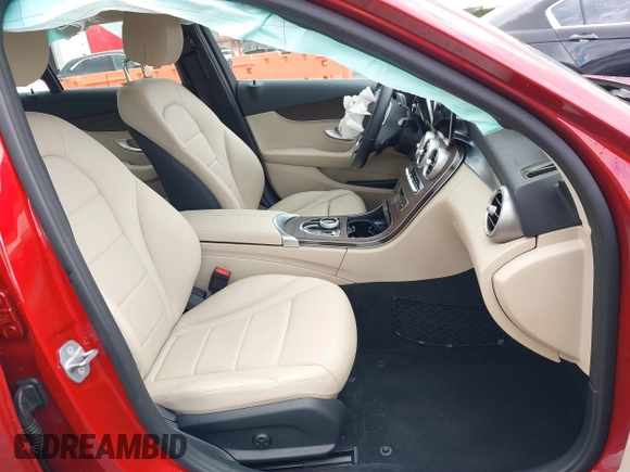 2021 Mercedes-Benz C 300 z VIN W1KWF8EB5MR622425, wystawiony jako IAAI lot #41664023 z przebiegiem 21 961 mil mil oraz . Historia ofert i sprzedaży dostępna na DreamBid. Obrazek 5.