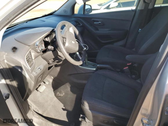 2019 Chevrolet Trax LS with VIN 3GNCJKSB9KL149718, listed as a Copart auction lot 42616855 with 102,280 mi miles and Salvage Title. Bid and sale history available at carsss.com. Image 7.