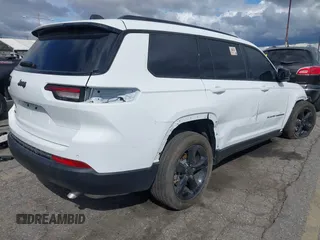2023 Jeep Grand Cherokee Altitude z VIN 1C4RJKAG0P8855367, wystawiony jako IAAI lot #41788741 z przebiegiem 25 338 mil mil oraz . Historia ofert i sprzedaży dostępna na DreamBid. Obrazek 4.
