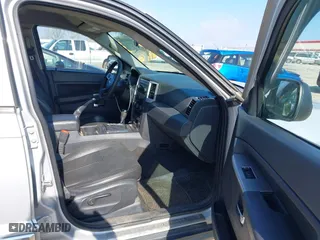 2010 Jeep Grand Cherokee Laredo with VIN 1J4PS4GK2AC155683, listed as a IAAI auction lot 41411133 with 211,803 mi miles. Bid and sale history available at carsss.com. Image 5.