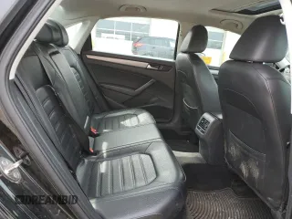 2015 Volkswagen Passat Sport z VIN 1VWBT7A36FC081110, wystawiony jako Copart lot #51489835 z przebiegiem 211 476 mil mil oraz Czysty tytuł • Clean title. Historia ofert i sprzedaży dostępna na DreamBid. Obrazek 10.