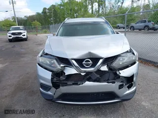 2015 Nissan Rogue SV with VIN KNMAT2MT5FP504510, listed as a IAAI auction lot 41935481 with 136,721 mi miles. Bid and sale history available at carsss.com. Image 13.