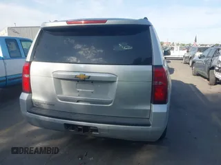 2016 Chevrolet Suburban LT z VIN 1GNSKHKC5GR281539, wystawiony jako IAAI lot #42500552 z przebiegiem 244 064 mil mil oraz . Historia ofert i sprzedaży dostępna na DreamBid. Obrazek 16.