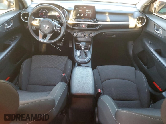 2021 Kia Forte LXS z VIN 3KPF24AD9ME352097, wystawiony jako Copart lot #80900344 z przebiegiem 95 263 mil mil oraz Szkoda całkowita • Salvage title. Historia ofert i sprzedaży dostępna na DreamBid. Obrazek 8.