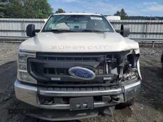 2021 Ford Super Duty F-250 SRW XL with VIN 1FT7X2B62MEC84196, listed as a Copart auction lot 63024314 with 204,613 mi miles and Salvage Title. Bid and sale history available at carsss.com. Image 5.