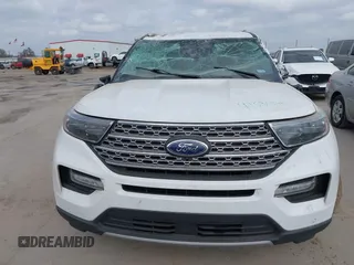 2022 Ford Explorer Limited with VIN 1FMSK7FH3NGA62124, listed as a IAAI auction lot 41534045 with 56,297 mi miles. Bid and sale history available at carsss.com. Image 12.