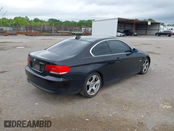 2009 BMW 3 Series 328i с VIN WBAWV13529P122255, выставлен на аукционе IAAI как лот 42503796 с пробегом 104 850 миль миль и . История ставок и продаж доступна на DreamBid. Изображение 4.