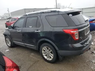 2013 Ford Explorer XLT with VIN 1FM5K8D85DGB28211, listed as a Copart auction lot 43592175 with 199,993 mi miles and Salvage Title. Bid and sale history available at carsss.com. Image 2.