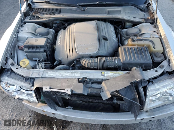 2006 Chrysler 300 C with VIN 2C3KA63H36H480201, listed as a Copart auction lot 44947715 with 145,831 mi miles and Salvage Title. Bid and sale history available at carsss.com. Image 12.