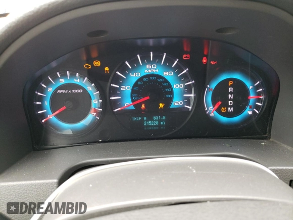 2010 Ford Fusion SE with VIN 3FAHP0HG0AR430215, listed as a Copart auction lot 68219033 with 215,228 mi miles and Non Repairable. Bid and sale history available at DreamBid. Image 9.