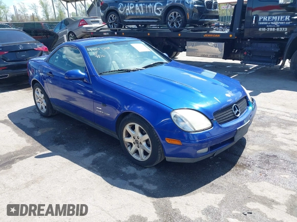 1998 Mercedes-Benz SLK 230/320 with VIN WDBKK47F0WF073233, listed as a IAAI auction lot 42017548 with 125,262 mi miles and . Bid and sale history available at DreamBid. Image 1.