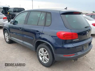 2012 Volkswagen Tiguan SEL with VIN WVGAV7AX5CW564542, listed as a IAAI auction lot 42191695 with 129,254 mi miles and . Bid and sale history available at DreamBid. Image 3.