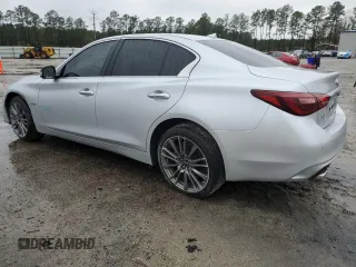 2020 Infiniti Q50 Red Sport 400 with VIN JN1FV7AR6LM660612, listed as a Copart auction lot 86182594 with 82,737 mi miles and Salvage Title. Bid and sale history available at carsss.com. Image 2.