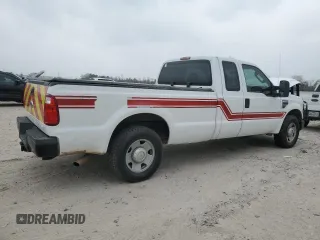 2008 Ford F-250 XL with VIN 1FTSX20518EA44812, listed as a Copart auction lot 49331275 with 102,304 mi miles and Salvage title. Bid and sale history available at DreamBid. Image 3.
