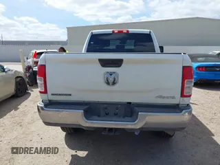 2024 Ram 2500 Big Horn with VIN 3C6UR5DJ9RG373903, listed as a IAAI auction lot 41826324 with 12,889 mi miles. Bid and sale history available at carsss.com. Image 16.