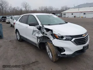 2021 Chevrolet Equinox LS with VIN 3GNAXSEVXMS112858, listed as a IAAI auction lot 41207426 with 125,194 mi miles. Bid and sale history available at carsss.com. Image 1.