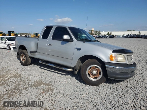 1999 Ford F-150 z VIN 1FTRX07WXXKB92796, wystawiony jako Copart lot #48352405 z przebiegiem Nie podano mil oraz Szkoda całkowita • Salvage title. Historia ofert i sprzedaży dostępna na DreamBid. Obrazek 4.