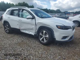 2020 Jeep Cherokee Limited with VIN 1C4PJLDB3LD631847, listed as a Copart auction lot 58778425 with 83,917 mi miles and Salvage title. Bid and sale history available at DreamBid. Image 4.