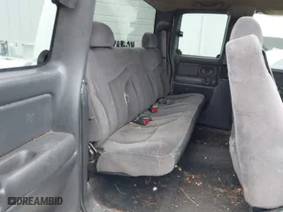 2002 GMC Sierra 1500 SLE with VIN 2GTEC19V821311698, listed as a IAAI auction lot 41585171 with 1 mi miles. Bid and sale history available at carsss.com. Image 8.
