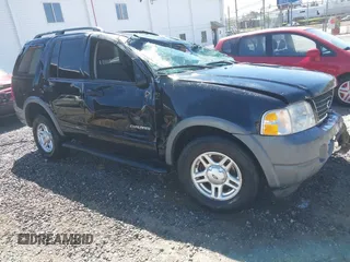 2002 Ford Explorer XLS z VIN 1FMDU72K22ZC48368, wystawiony jako IAAI lot #42017501 z przebiegiem 139 875 mil mil oraz . Historia ofert i sprzedaży dostępna na DreamBid. Obrazek 1.