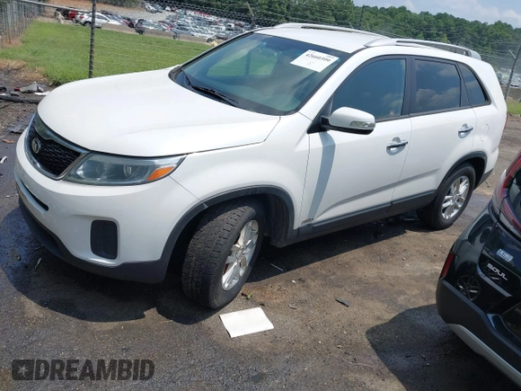 2015 Kia Sorento LX with VIN 5XYKTDA74FG632845, listed as a IAAI auction lot 42660399 with 93,386 mi miles and . Bid and sale history available at DreamBid. Image 18.