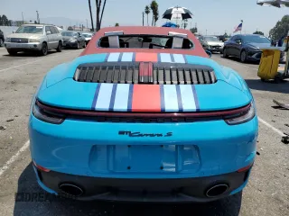 2020 Porsche 911 Carrera S with VIN WP0CB2A95LS263867, listed as a Copart auction lot 61477324 with 9,955 mi miles and Salvage Title. Bid and sale history available at carsss.com. Image 6.