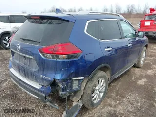 2017 Nissan Rogue SV with VIN 5N1AT2MV3HC864432, listed as a IAAI auction lot 41782719 with 99,904 mi miles. Bid and sale history available at carsss.com. Image 4.