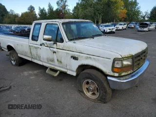 1997 Ford F-250 with VIN 1FTHX26H4VEB05772, listed as a Copart auction lot 75742614 with 185,659 mi miles and Clean Title. Bid and sale history available at carsss.com. Image 4.