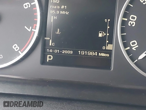 2013 Land Rover LR4 HSE z VIN SALAG2D42DA673308, wystawiony jako IAAI lot #41673319 z przebiegiem 191 984 mil mil oraz . Historia ofert i sprzedaży dostępna na DreamBid. Obrazek 15.