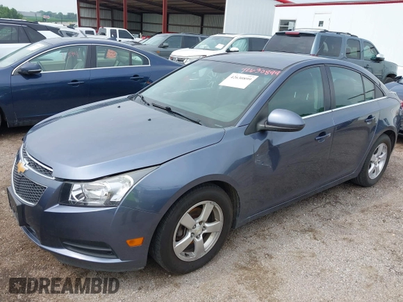 2014 Chevrolet Cruze 1LT с VIN 1G1PC5SB5E7461591, выставлен на аукционе IAAI как лот 42630899 с пробегом 130 467 миль миль и . История ставок и продаж доступна на DreamBid. Изображение 2.