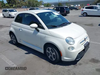 2015 FIAT 500e с VIN 3C3CFFGE4FT689671, выставлен на аукционе IAAI как лот 42750121 с пробегом 62 306 миль миль и . История ставок и продаж доступна на DreamBid. Изображение 1.
