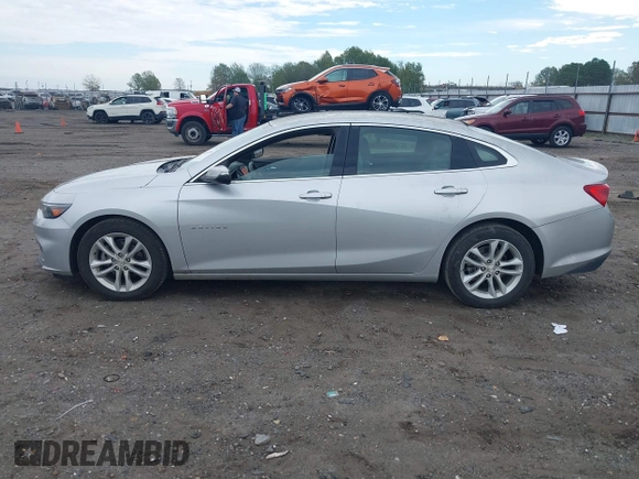 2018 Chevrolet Malibu LT z VIN 1G1ZD5STXJF115938, wystawiony jako IAAI lot #40865907 z przebiegiem 123 115 mil mil oraz . Historia ofert i sprzedaży dostępna na DreamBid. Obrazek 14.