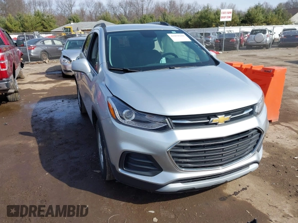 2018 Chevrolet Trax LT with VIN KL7CJLSBXJB687047, listed as a IAAI auction lot 41858288 with 65,113 mi miles. Bid and sale history available at carsss.com. Image 1.