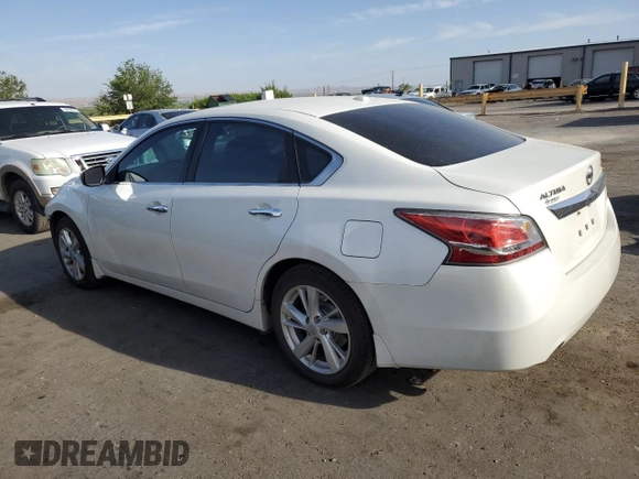 2015 Nissan Altima 2.5 with VIN 1N4AL3AP3FN357635, listed as a Copart auction lot 58493635 with 159,406 mi miles and Salvage title. Bid and sale history available at DreamBid. Image 2.