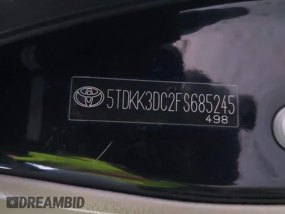 2015 Toyota Sienna LE AAS with VIN 5TDKK3DC2FS685245, listed as a IAAI auction lot 41849185 with 141,545 mi miles. Bid and sale history available at carsss.com. Image 9.