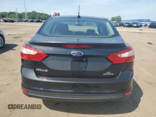 2013 Ford Focus SE with VIN 1FADP3F20DL242367, listed as a Copart auction lot 61382545 with 67,720 mi miles and Clean title. Bid and sale history available at DreamBid. Image 6.