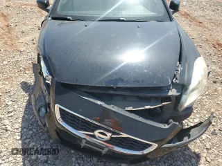 2011 Volvo C70 z VIN YV1672MC0BJ107689, wystawiony jako Copart lot #52407445 z przebiegiem Nie podano mil oraz Szkoda całkowita • Salvage title. Historia ofert i sprzedaży dostępna na DreamBid. Obrazek 12.