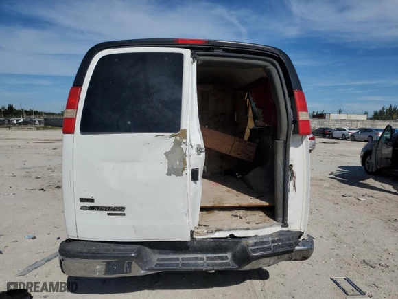 2012 Chevrolet Express Passenger 1LT with VIN 1GAZG1FG4C1122994, listed as a Copart auction lot 85922924 with 171,161 mi miles and Salvage Title. Bid and sale history available at carsss.com. Image 6.