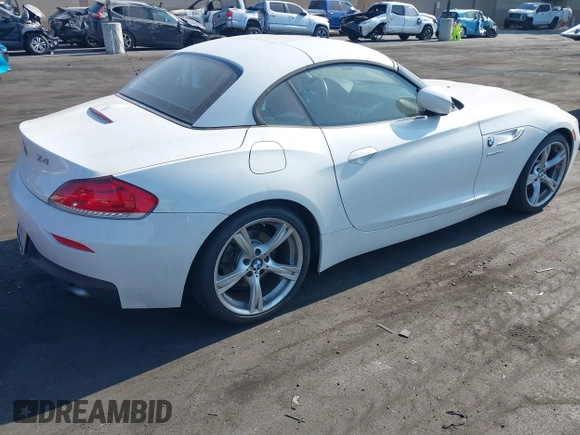 2015 BMW Z4 sDrive35i with VIN WBALM7C56FJ799025, listed as a IAAI auction lot 42707903 with 139,767 mi miles and . Bid and sale history available at DreamBid. Image 4.