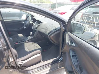 2016 Ford Focus SE с VIN 1FADP3F25GL303071, выставлен на аукционе IAAI как лот 42457227 с пробегом 128 268 миль миль и . История ставок и продаж доступна на DreamBid. Изображение 5.
