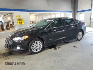 2016 Ford Fusion SE Hybrid with VIN 3FA6P0LU6GR102875, listed as a Copart auction lot 49179435 with 140,538 mi miles and Salvage Title. Bid and sale history available at carsss.com. Image 1.