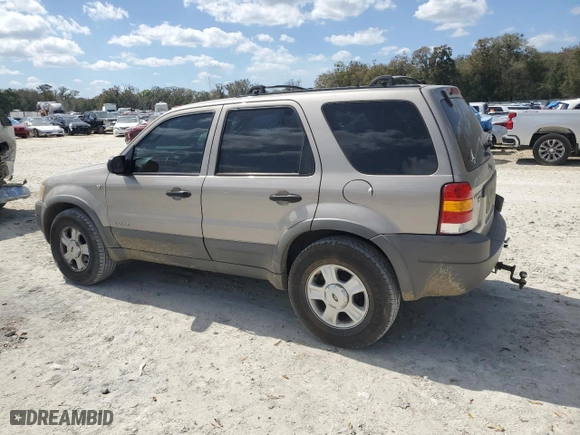 2001 Ford Escape XLT with VIN 1FMYU04141KB50947, listed as a Copart auction lot 47617995 with 132,962 mi miles and Salvage Title. Bid and sale history available at carsss.com. Image 2.